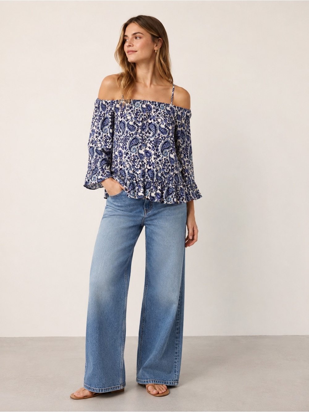 ECI Paisley Cold Shoulder Top M *199
